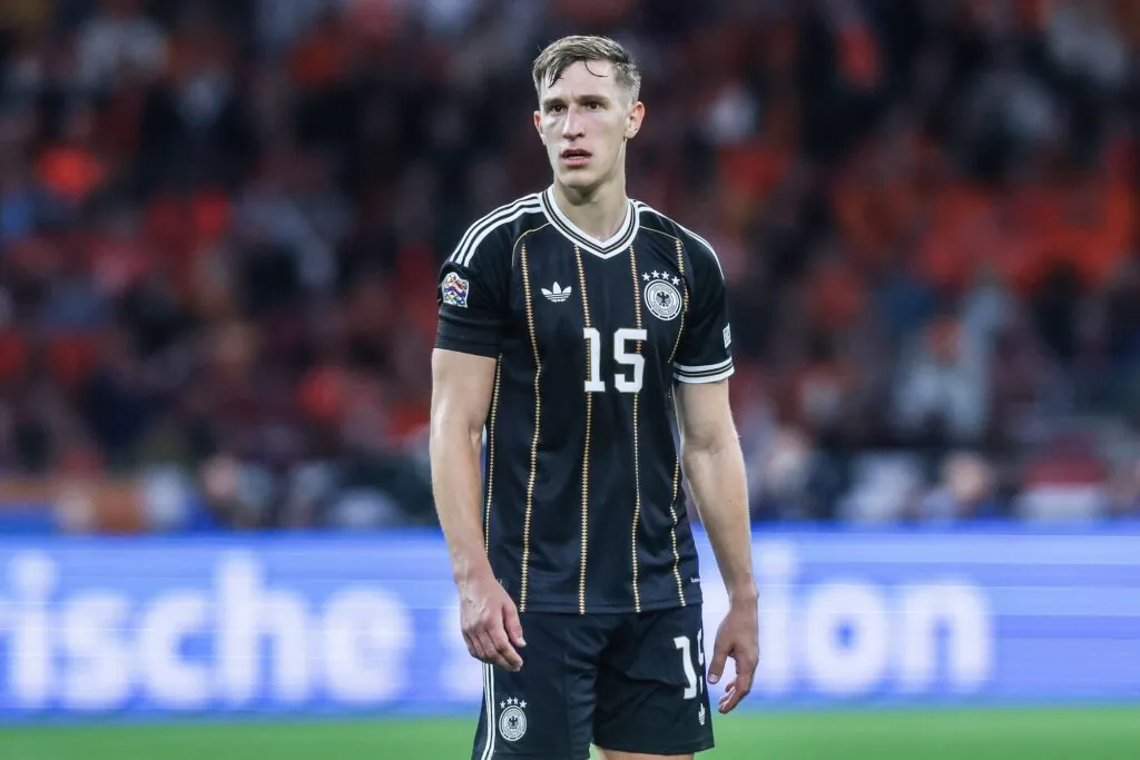 Nico Schlotterbeck nabawił się kontuzji podczas zgrupowania kadry