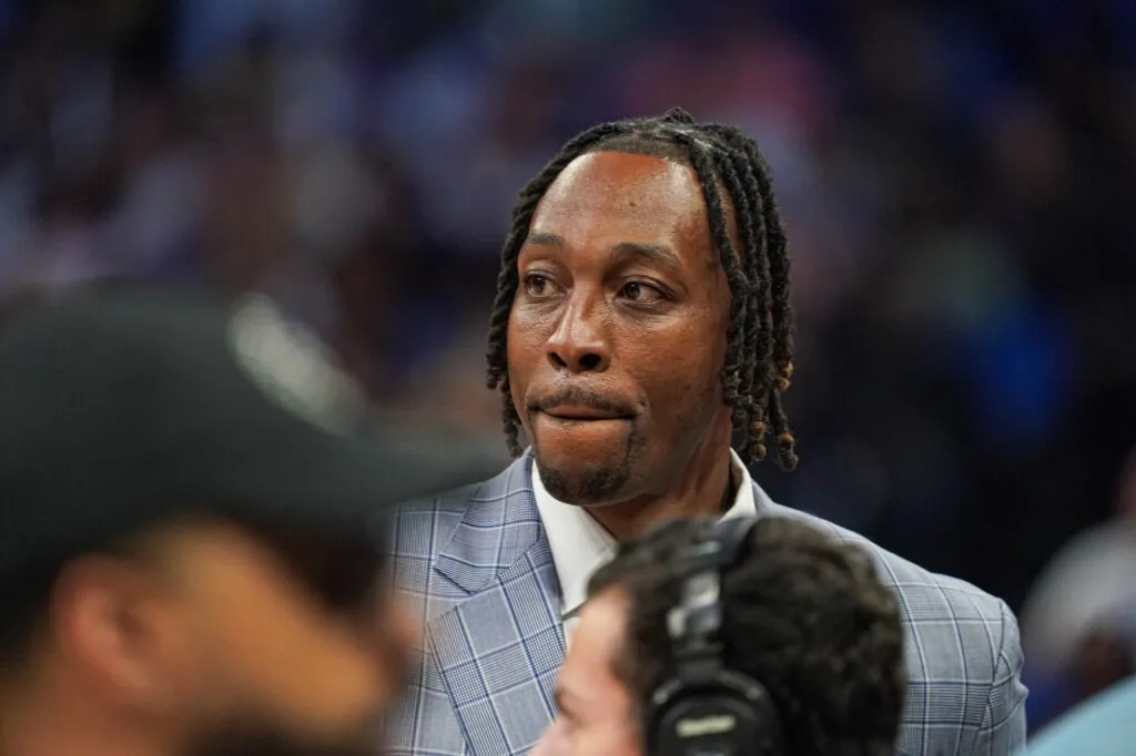 Dwight Howard odbiera nagrodę za całokształt osiągnięć w NBA